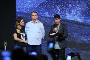 Bolsonaro quer aprovação da idade mínima para aposentadoria
