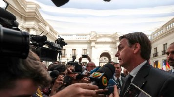 Ao comentar 100 dias de governo, Bolsonaro ataca a imprensa