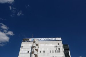 BRB lança concurso para nível superior. Salários chegam a R$ 11.041,46