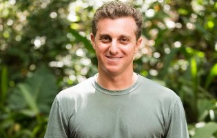 Luciano Huck deixa a Globo caso saia candidato, diz emissora 