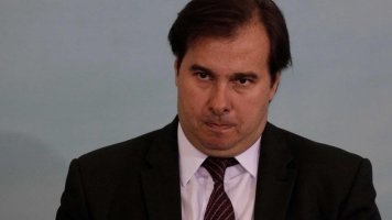 Rodrigo Maia visita Bolsonaro no Palácio da Alvorada
