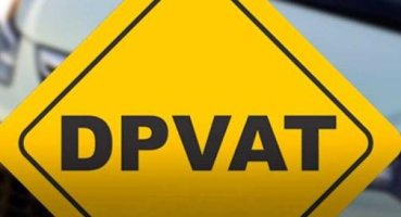 Bolsonaro assina medida provisória que extingue o DPVAT 