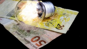 Contas de luz terão bandeira tarifária amarela em dezembro