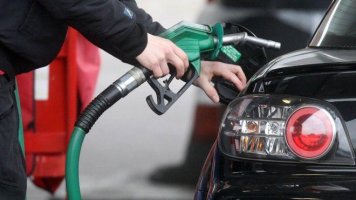 Petrobras eleva em 4% preço da gasolina nas refinarias