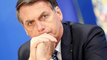 'Pior ainda está por vir', diz Bolsonaro sobre manchas de óleo