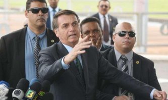 Presidente afirmou que obra brasileira indicada ao Oscar é 'para quem gosta do que urubu...