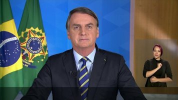 Bolsonaro pede volta ao trabalho e diz que medidas de isolamento são 'responsabilidade...