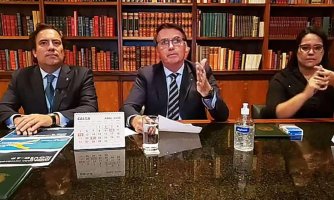 Bolsonaro espera retomada de atividades econômicas no país em até quatro meses