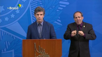 Bolsonaro anuncia Nelson Teich como novo Ministro da Saúde