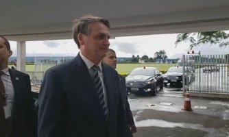 'Enquanto eu for presidente, não haverá aborto', diz Bolsonaro