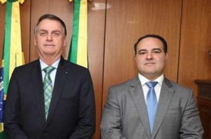 Com saída de Moro, ministro amigo de Bolsonaro é o mais cotado para assumir Justiça