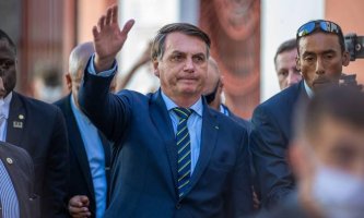 Presidente diz que 'Gostaria que todos voltassem a trabalhar, mas quem decide são os...