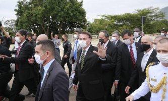 Bolsonaro promete vetar reajuste salarial a servidores, autorizados pela Câmara e...