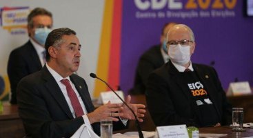 Barroso pede à PF que investigue ataque ao sistema do TSE após registrar mais de 430...