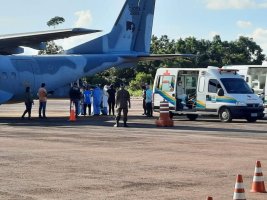 Após anunciar colapso na saúde, Governo de RO transfere 15 pacientes com covid-19 para...