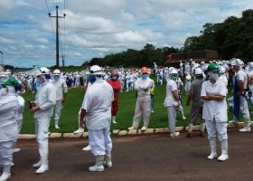 Justiça determina recolhimento de carnes após vazamento de amônia em frigorífico de...