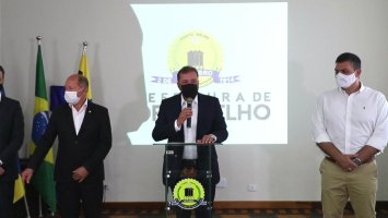 Prefeito de Porto Velho anuncia compra de 400 mil doses da vacina Oxford/AstraZeneca...