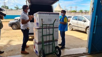 Rondônia recebe novo lote de vacinas contra a Covid-19 com mais de 23 mil doses