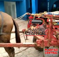 Vídeo mostrando mulher com covid-19 chegando em hospital em Ji-Paraná viraliza na...