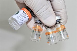 Rolim de Moura e outros onze municípios suspenderam aplicação da 2ª dose da CoronaVac...