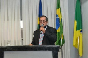 ROLIM DE MOURA: Moradores de rua podem ganhar abrigo municipal