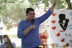 Marcos Rocha quebra jejum de mais de uma década sem investimento em asfalto em pequenos...
