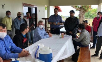 Prefeito Aldo Júlio participa de reunião com produtores rurais e com deputado Expedito...
