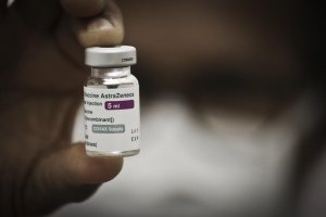 Governo de RO diz que não houve aplicação de doses vencidas da AstraZeneca nos...