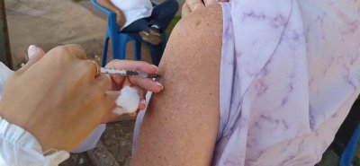 Rolim de Moura: Mais de 2,2 mil pessoas foram vacinadas contra covid-19 na quarta-feira;...