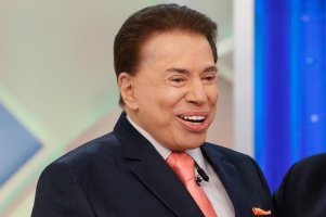 Silvio Santos é internado com Covid em SP