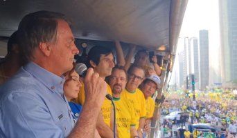 Em SP, Bolsonaro ataca Alexandre de Moraes e diz que não cumprirá mais decisões do...