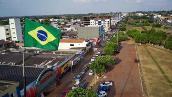 Manifestações pró-Bolsonaro são registradas em Rolim de Moura nesta terça-feira (07)