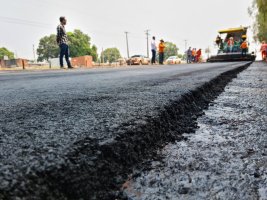 DER inicia a pavimentação asfáltica na ciclovia na RO-479 em Rolim de Moura