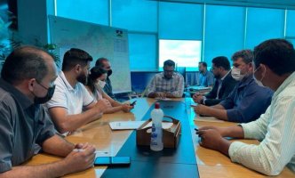 Deputado Jean Oliveira recebe Prefeito e Vereadores em busca de melhorias para RO-135...
