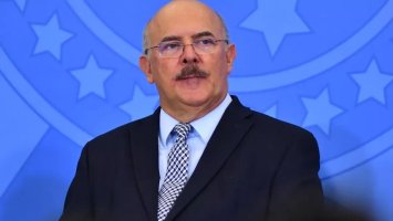 Após polêmica envolvendo ''amigos de pastor'', Milton Ribeiro deixa Ministério da...