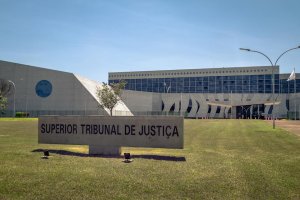 Planos de saúde não precisam mais cobrir procedimentos fora da lista da Agência...