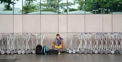 Anvisa volta a determinar uso obrigatório de máscaras em aeroportos e aviões