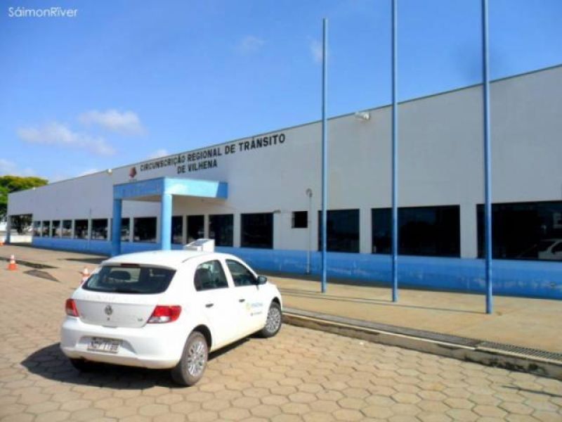 Homem tenta renovar CNH falsa em Vilhena e acaba preso