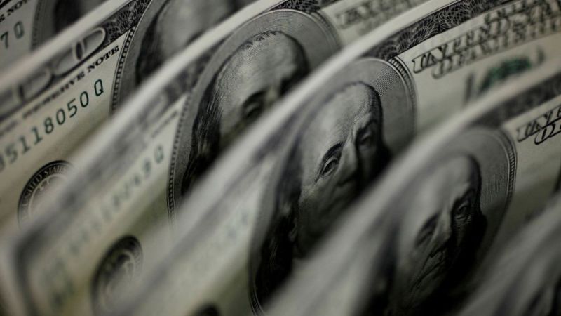 Dólar sobe 8,21%, e bolsa cai 13,88% após reeleição de Lula
