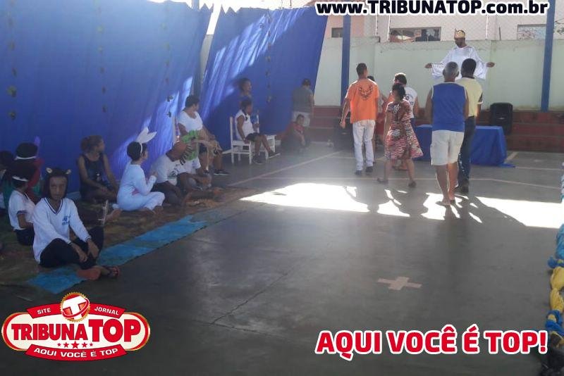 ROLIM DE MOURA: PASCOA NO CENTRO EDUCACIONAL 