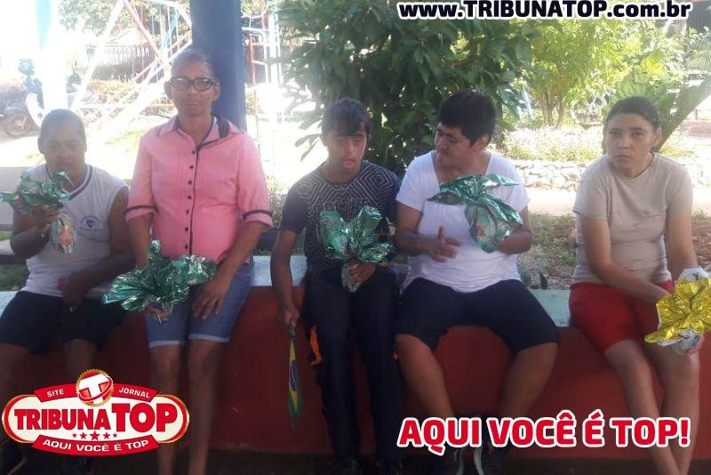 ROLIM DE MOURA: PASCOA NO CENTRO EDUCACIONAL 