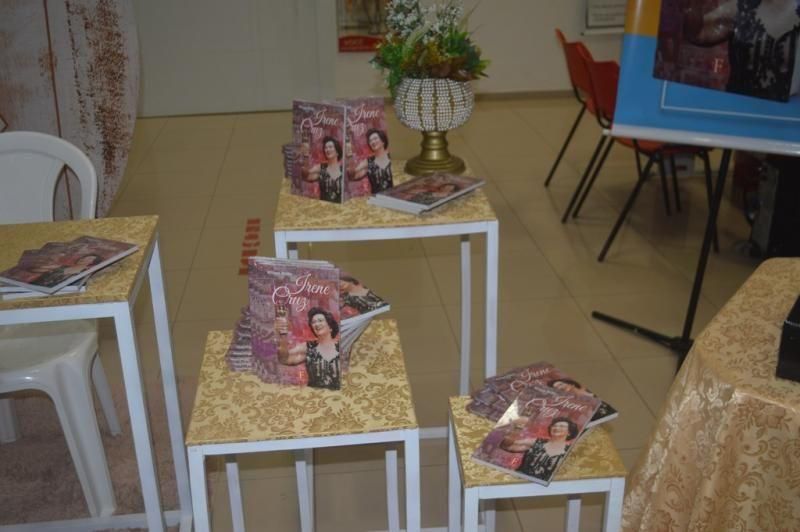 ROLIM DE MOURA: Wilson Britto lança livro "Irene Cruz" e Instituto Canopus faz doação para Mulheres de Lenço ROLIM DE MOURA: Wilson Britto lança livro "Irene Cruz" e Instituto Canopus faz doação para Mulheres de Lenço