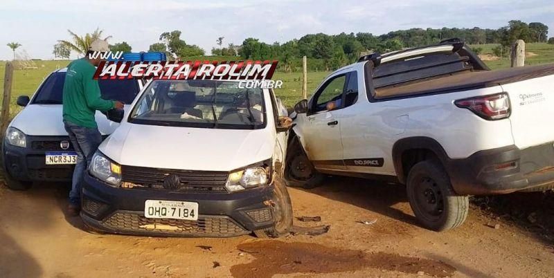 Acidente envolvendo três carros foi registrado na zona rural de Rolim de Moura Acidente envolvendo três carros foi registrado na zona rural de Rolim de Moura