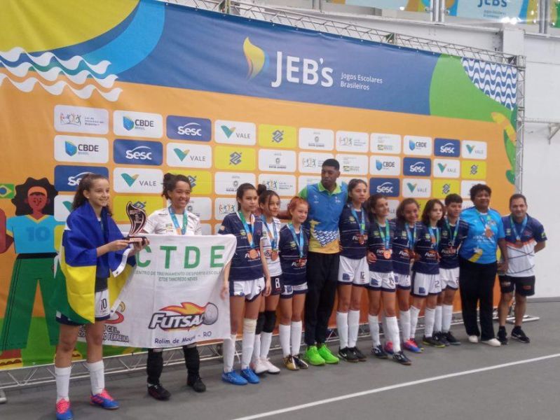 Equipe de futsal da escola Aluízio de Rolim de Moura conquista medalha de bronze no Rio de Janeiro Equipe de futsal da escola Aluízio de Rolim de Moura conquista medalha de bronze no Rio de Janeiro