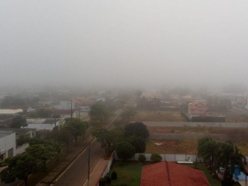 Frente fria deve baixar temperatura para 10ºC em Rondônia Frente fria deve baixar temperatura para 10ºC em Rondônia