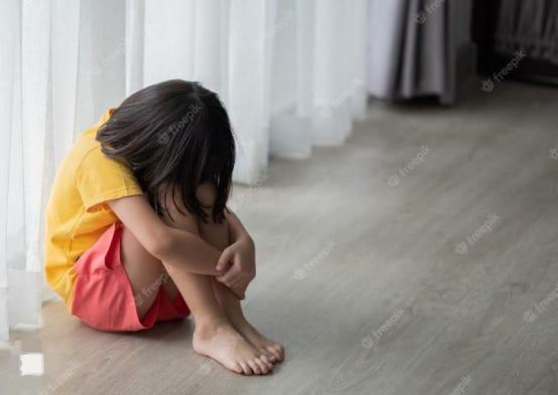 Adolescente de 17 anos é apreendido suspeito de estuprar prima de 8 anos Adolescente de 17 anos é apreendido suspeito de estuprar prima de 8 anos