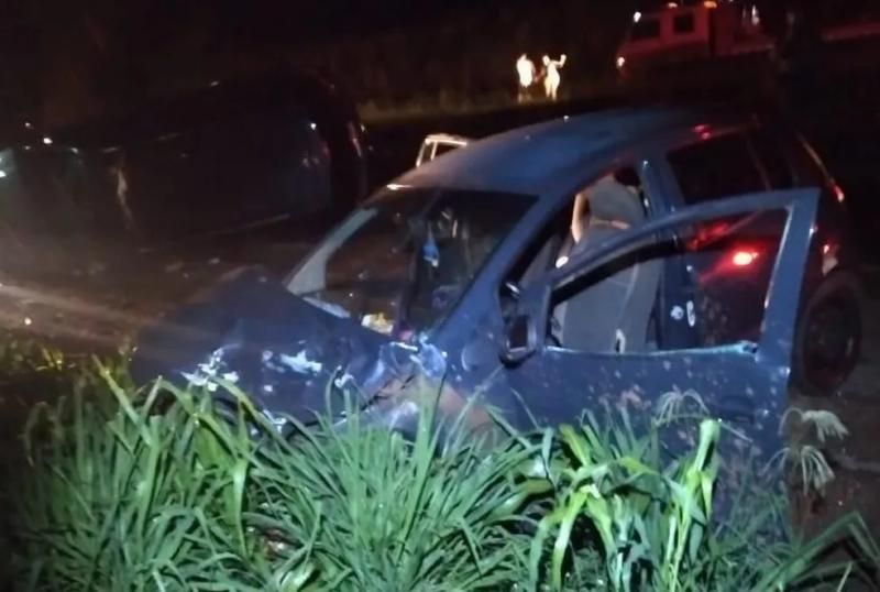 Cantor Zé Neto sofre grave acidente em MG; Outras quatro pessoas ficaram feridas Cantor Zé Neto sofre grave acidente em MG; Outras quatro pessoas ficaram feridas