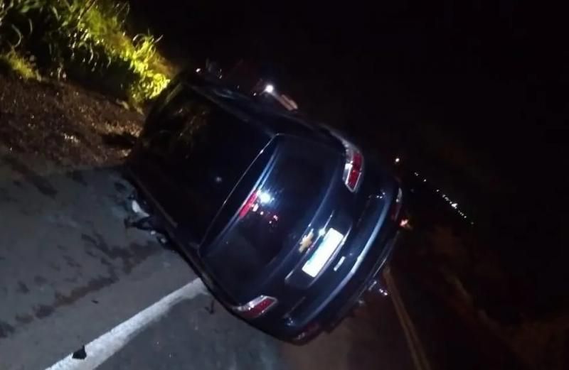 Cantor Zé Neto sofre grave acidente em MG; Outras quatro pessoas ficaram feridas Cantor Zé Neto sofre grave acidente em MG; Outras quatro pessoas ficaram feridas