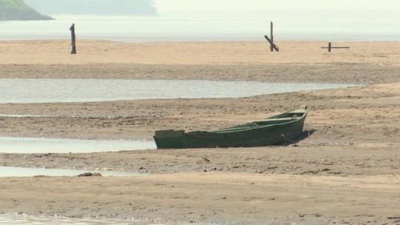 Rio Madeira bate sequência de níveis históricos e tem pior julho em quase 60 anos Rio Madeira bate sequência de níveis históricos e tem pior julho em quase 60 anos