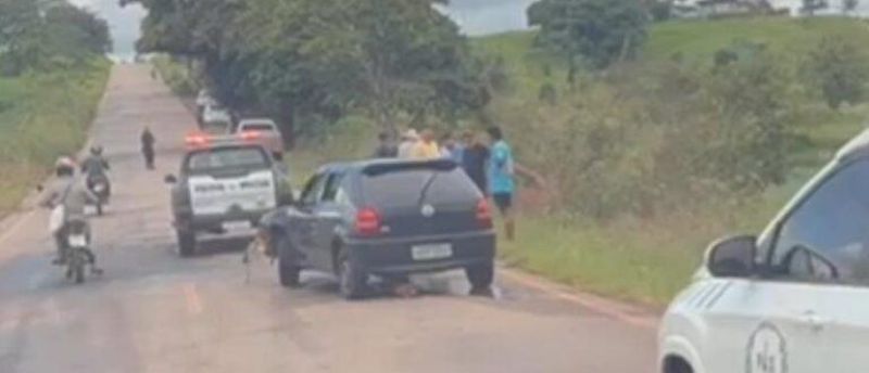 Dois veículos Gol colidem na RO-383 e uma pessoa morre em Alta Floresta d’Oeste Dois veículos Gol colidem na RO-383 e uma pessoa morre em Alta Floresta d’Oeste